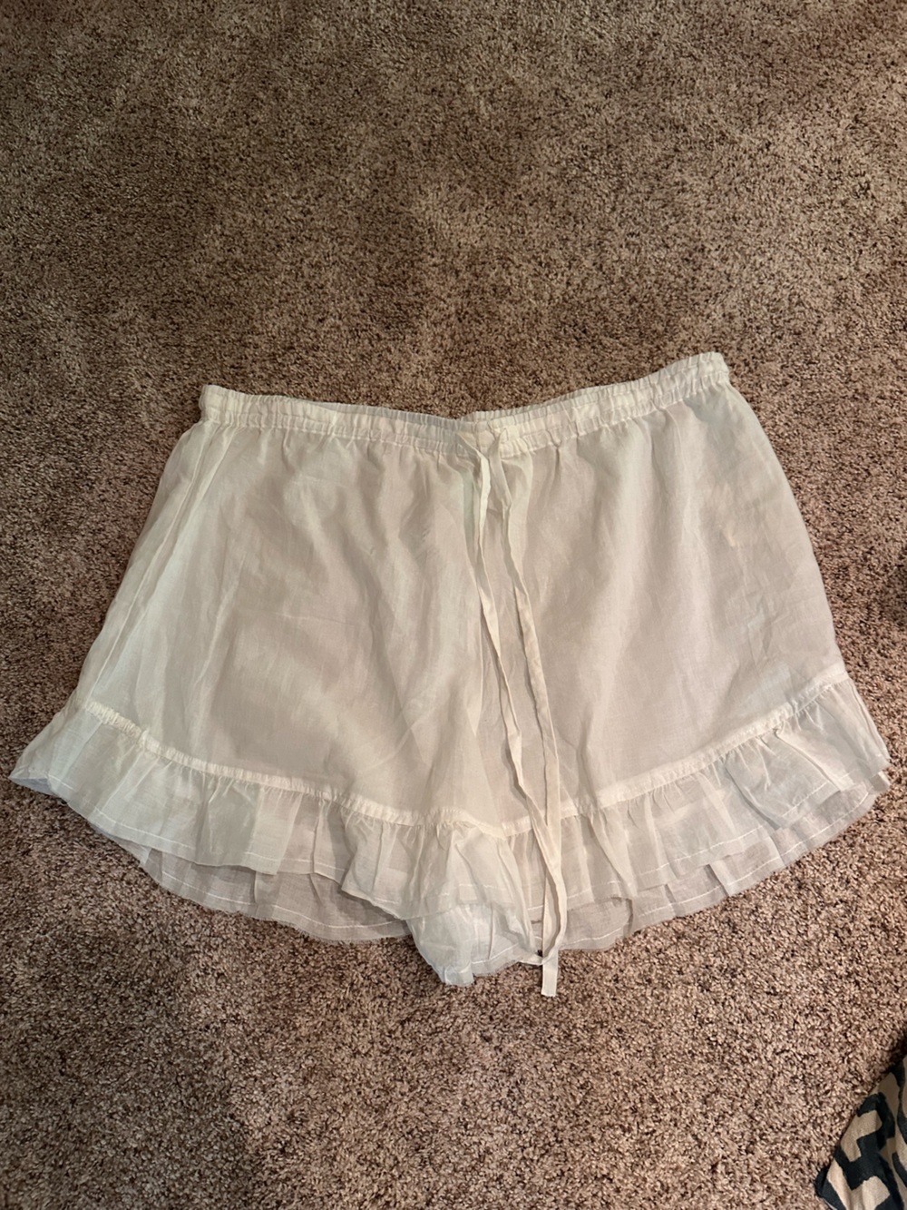 Women's White Ruffle Hem Drawstring Skort